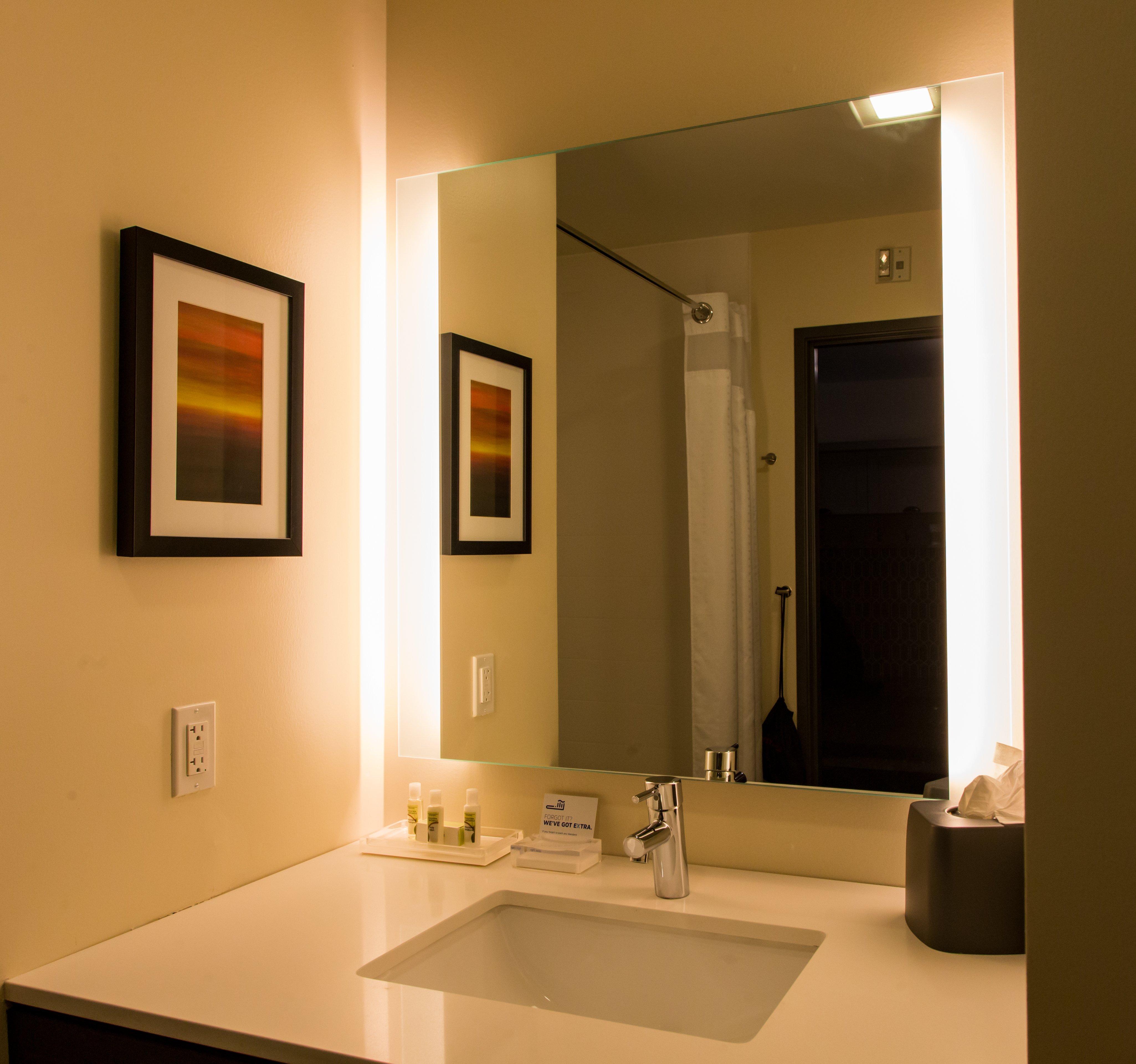 Holiday Inn Hotel & Suites - Mount Pleasant By Ihg Bagian luar foto