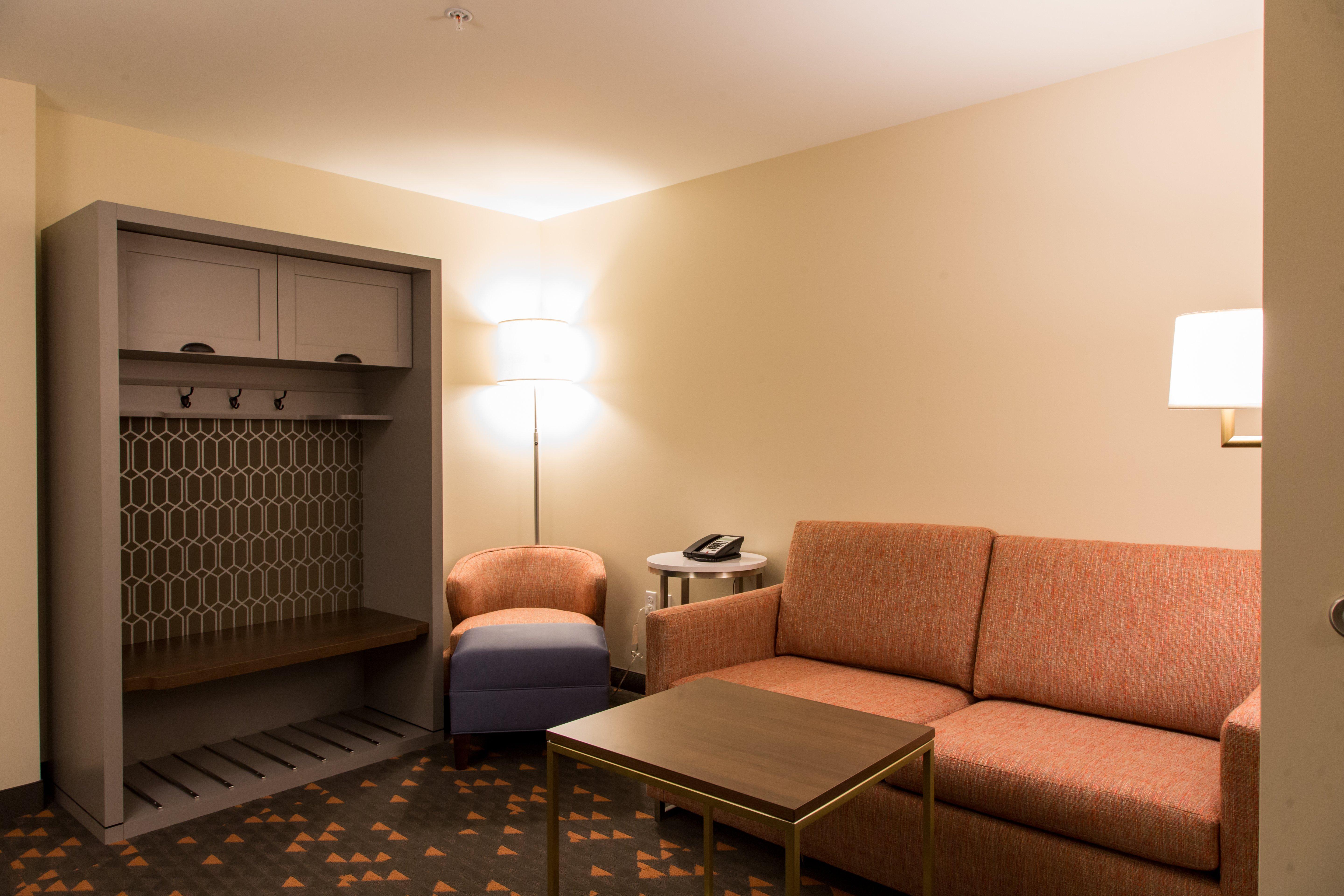 Holiday Inn Hotel & Suites - Mount Pleasant By Ihg Bagian luar foto