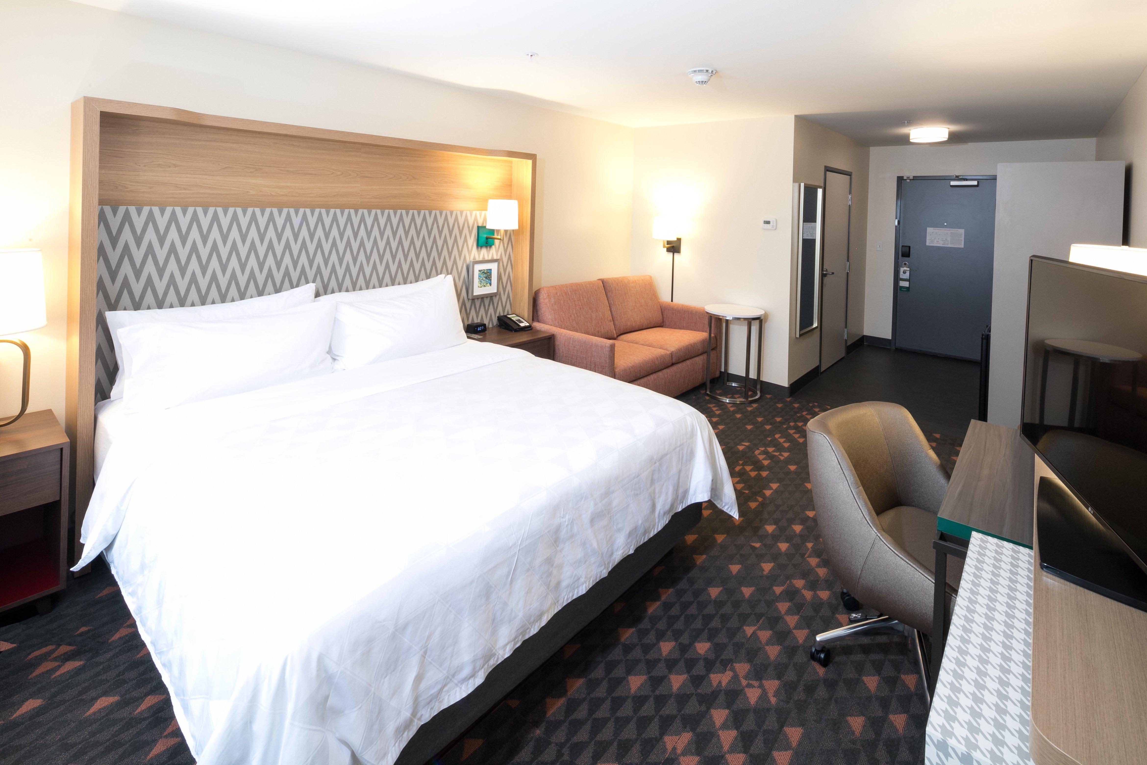 Holiday Inn Hotel & Suites - Mount Pleasant By Ihg Bagian luar foto