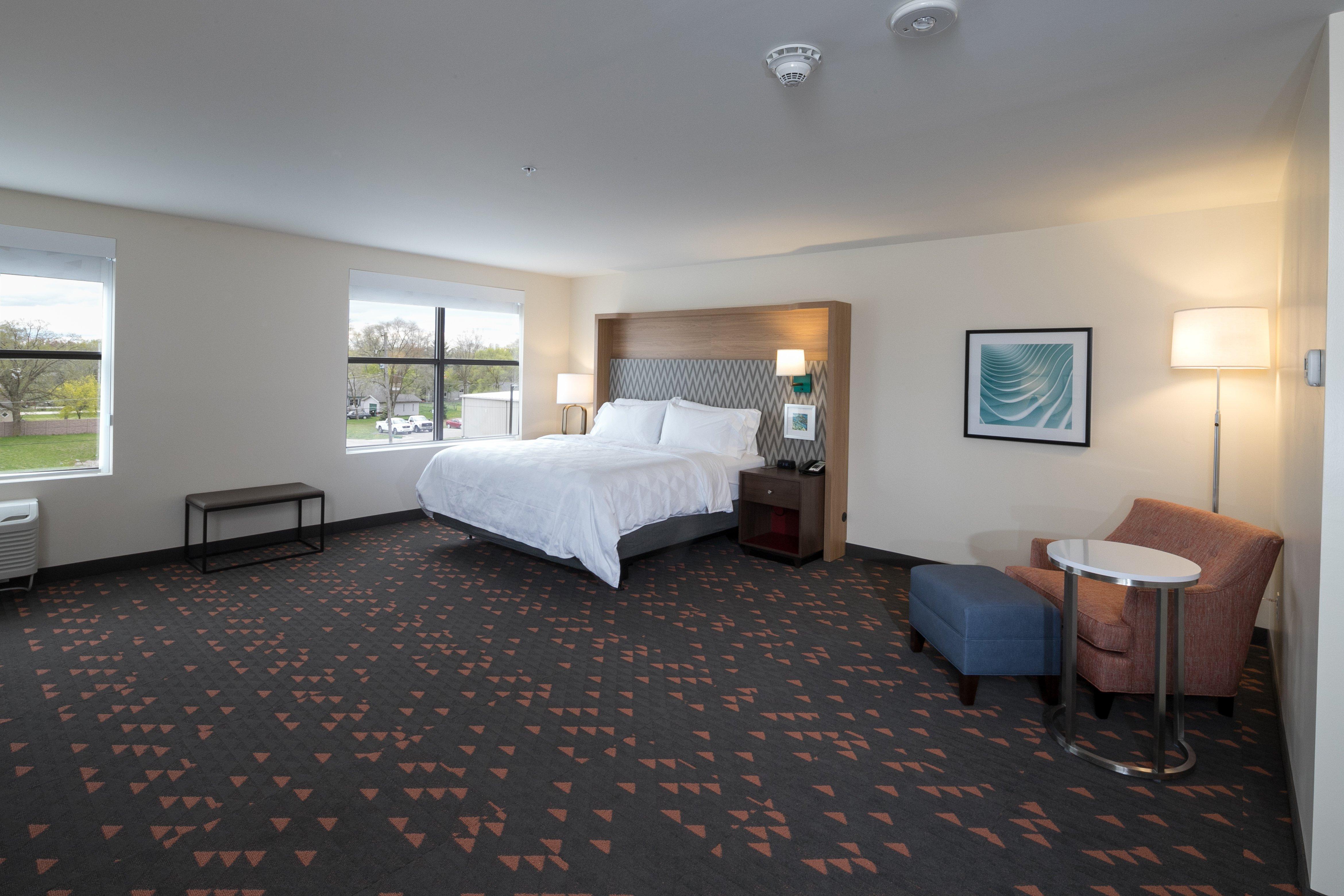 Holiday Inn Hotel & Suites - Mount Pleasant By Ihg Bagian luar foto