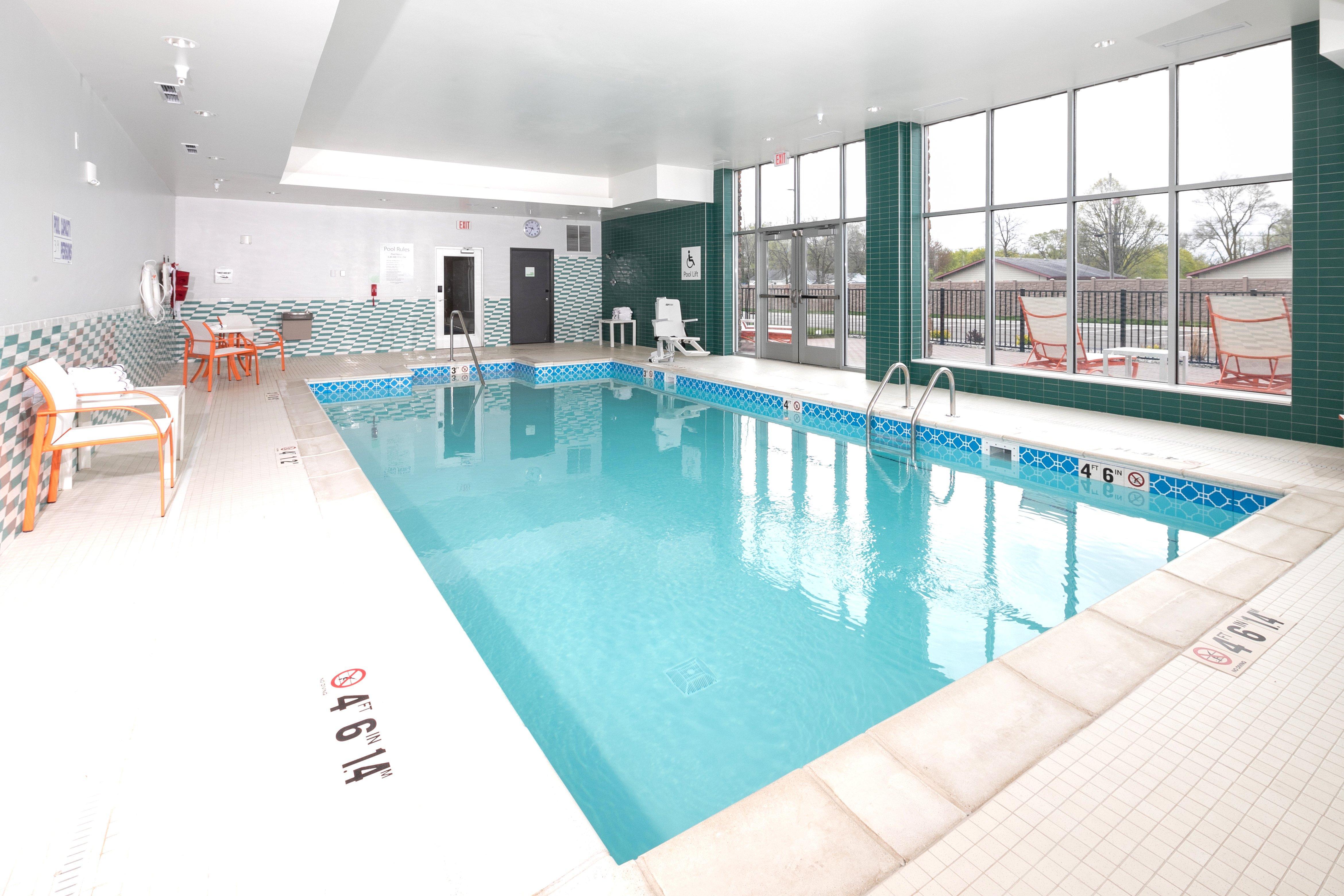 Holiday Inn Hotel & Suites - Mount Pleasant By Ihg Bagian luar foto